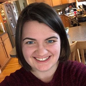 Meet your Posher, Jenn